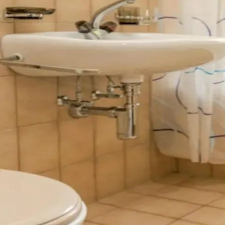 Riedweg Szálloda 3*